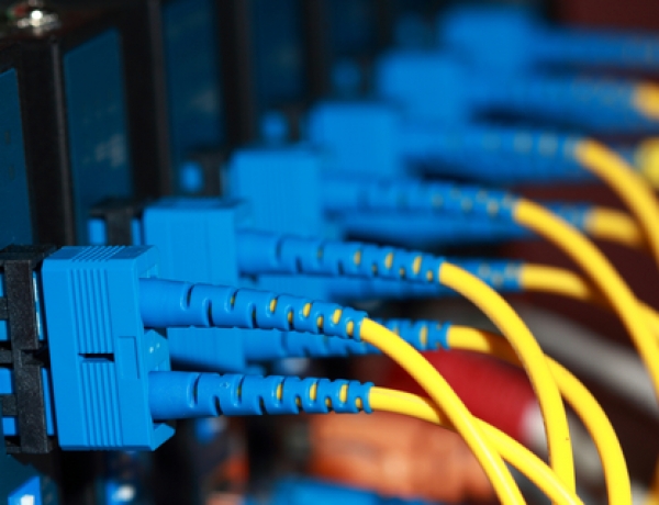 کابل کشی فیبر نوری